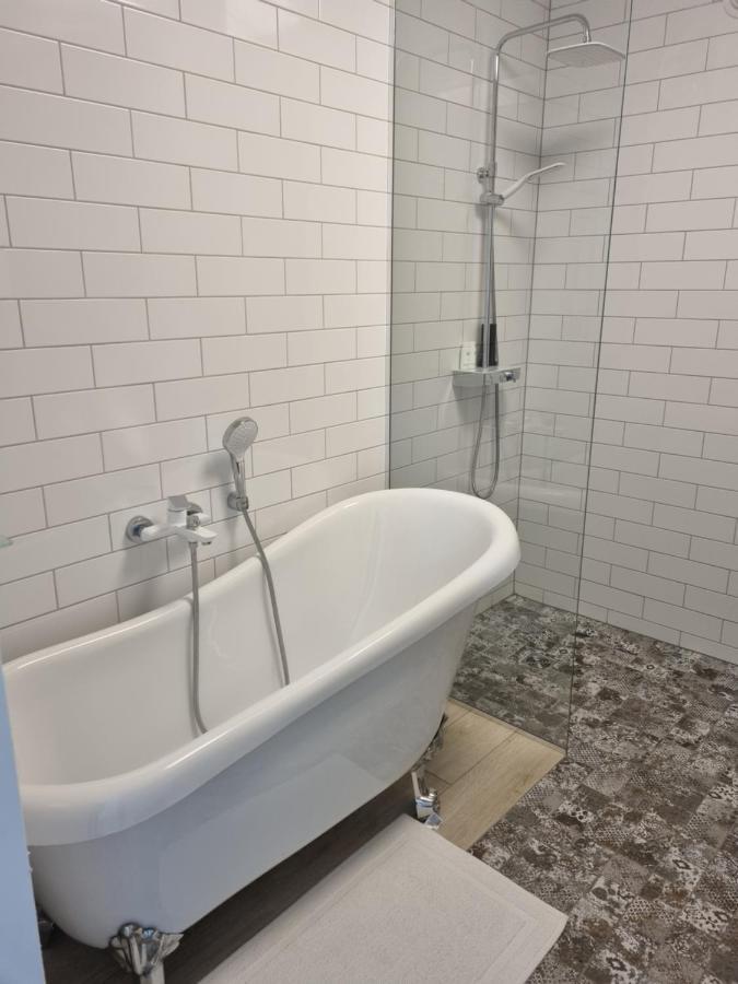 Gallery Balta Apartments Kaunas Kültér fotó